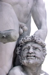 Detalle de la estatua de Hércules y Caco