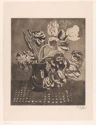 Tulipanes en una jarra