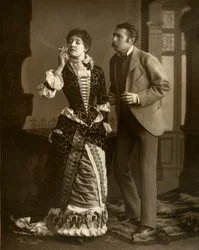 Mary Rorke y Charles Wyndham, actores británicos, 1882