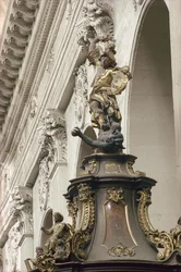 Púlpito, también llamado Púlpito de la Verdad, detalle: San Miguel y el dragón, 1749