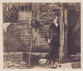 Walter Chamberlain escondiéndose detrás de la bomba de Bredicot, mediados de la década de 1850