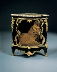 Una de un par de encoignures de Luis XV, c.1750