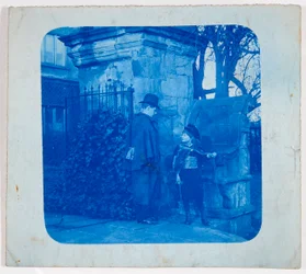 John Atkinson Grimshaw y Elaine Grimshaw en las puertas de Knostrop Hall (cianotipo)