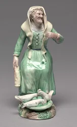 Anciana alimentando gallinas, Fábrica de Staffordshire, c.1770