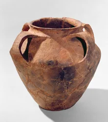 Jarra bicónica armoricana con cuatro asas