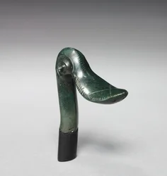 Remate de cabeza de pato, c.1400-1300 a.C.