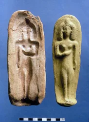 Figurilla de una diosa de la fertilidad y el molde del que fue fundida, c. siglo VIII-VII a.C.