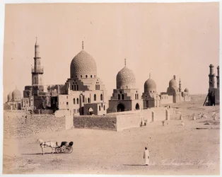 Egipto: la tumba de los kalives - fotografía de los Hermanos Zangali, finales del siglo XIX