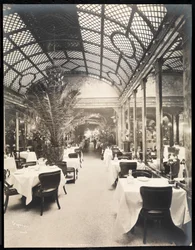 Comedor en el Hotel Imperial, 1904