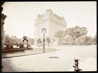 El Hotel Plaza, 5ª Avenida y Calle 59, Nueva York, 1907