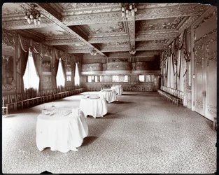 La sala de recepción en el Hotel Delmonico, 1902