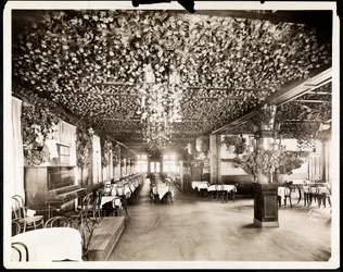 El comedor del Hotel Dolphin, Nueva York, 1915