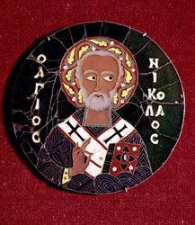 Arte bizantino: representación de San Nicolás de Myra (o Bari) (siglo IV) Esmalte del siglo X