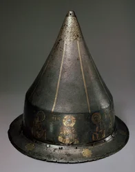 Casco de acero, oro y plata con Deesis, Bizantino, siglo XIII