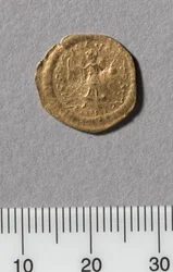 Medio Tremissis de Justiniano I, Constantinopla, 527-565 (oro)