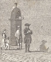 Frente a una puerta de iglesia