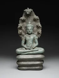 Buda Muchalinda, finales del siglo XII-principios del siglo XIII