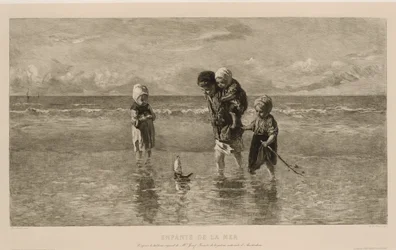 Cuatro niños juegan con un barco de juguete en la playa en aguas poco profundas
Niños del mar
Enfants de la mer (título en el objeto)