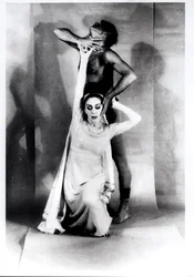 Martha Graham (1894-1991) y Bertram Ross (1920-2003) en "Visionary Recital", 27 de junio de 1961 (gelatina de plata)