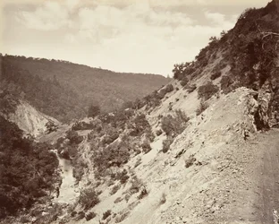 Arroyo de azufre y camino a los géiseres, 1868-70, impreso ca. 1876
