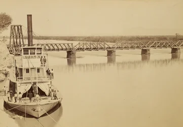 [Puente sobre el Colorado en Yuma]