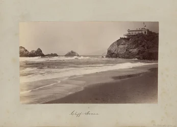 Casa del acantilado