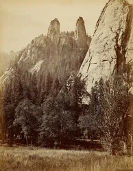 Las agujas de la catedral, Yosemite, California