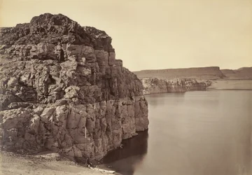 [The Dalles, extremos de pleamar y bajamar, 92 pies] / [Cabecera de las Dalles, río Columbia, Oregón]