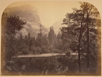[El lago - Yosemite] / [Lago Ah-Wi-Yah, Yosemite] / [Mirror Lake y monte Watkins, Yosemite]