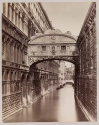 Venecia. Vista del Ponte dei Sospiri (Puente de los Suspiros) vista desde el Ponte della Paglia