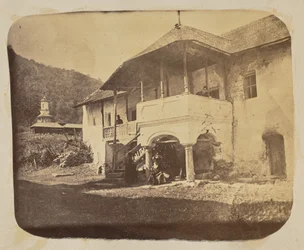 [El Santo Monasterio de Cozia]