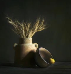 Naturaleza muerta rústica con trigo