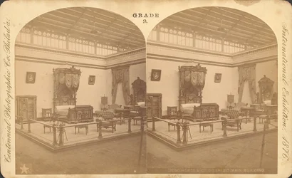 Exposición de muebles de Herts & Co. - Edificio Principal