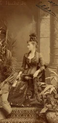 Elisabeth Fiodorovna de Russie (Elisabeth de Hesse Darmstadt) (1864-1918) -Retrato de la Gran Duquesa Elizaveta Fiodorovna (1864-1918), Princesa Isabel de Hesse y del Rin, por Bergamasco, Charles (Karl) (1830-1896). Fotografía en gelatina de plata