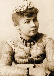 Retrato de Annie Howard la dama tatuada