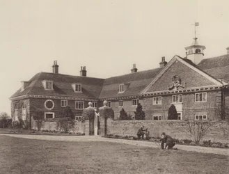 El Asilo Lucas, Wokingham