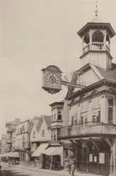 El Ayuntamiento, Guildford