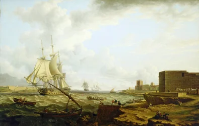 Un buque de guerra de tercera clase de la Marina Real Británica entrando en Puerto Mahón (España), con una pequeña embarcación que transporta oficiales al muelle a la derecha.