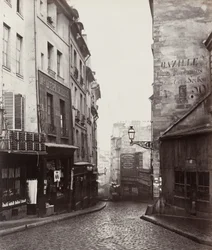 Rue de la Montagne-Sainte-Geneviève cerca de la intersección de Rue Laplace