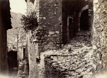 Una calle en Sainte-Agnès cerca de Roquebrune, c. 1865