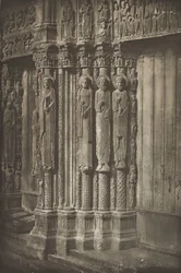Catedral de Chartres. Puerta derecha del Portal Real, lado oeste, siglo XII, antes de julio de 1857