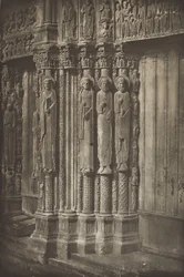 Catedral de Chartres. Puerta derecha del Portal Real, lado oeste, siglo XII, antes de julio de 1857 (foto)