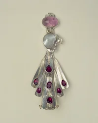 Broche