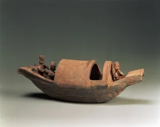Barco y tripulación, artefacto de tumba, Dinastía Han Oriental, 25-220 d.C.