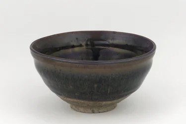 Cuenco de té al estilo de la cerámica Jian, Nanping, provincia de Fujian, dinastía Song del Sur o Yuan, siglo XIII-XIV