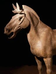 Caballo del Ejército de Terracota, Mausoleo del Emperador Qin Shi Huang, siglo III a.C. (foto)