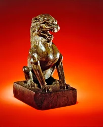 León sentado, Dinastía Tang (618-906)