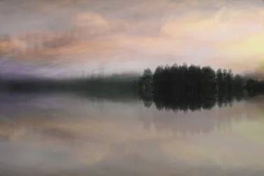 El horizonte del lago Misty