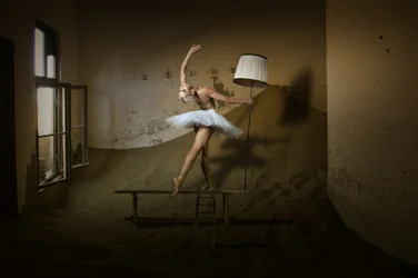 La habitación vacía de la bailarina