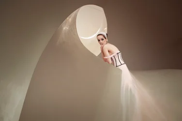Curva de moda elegante